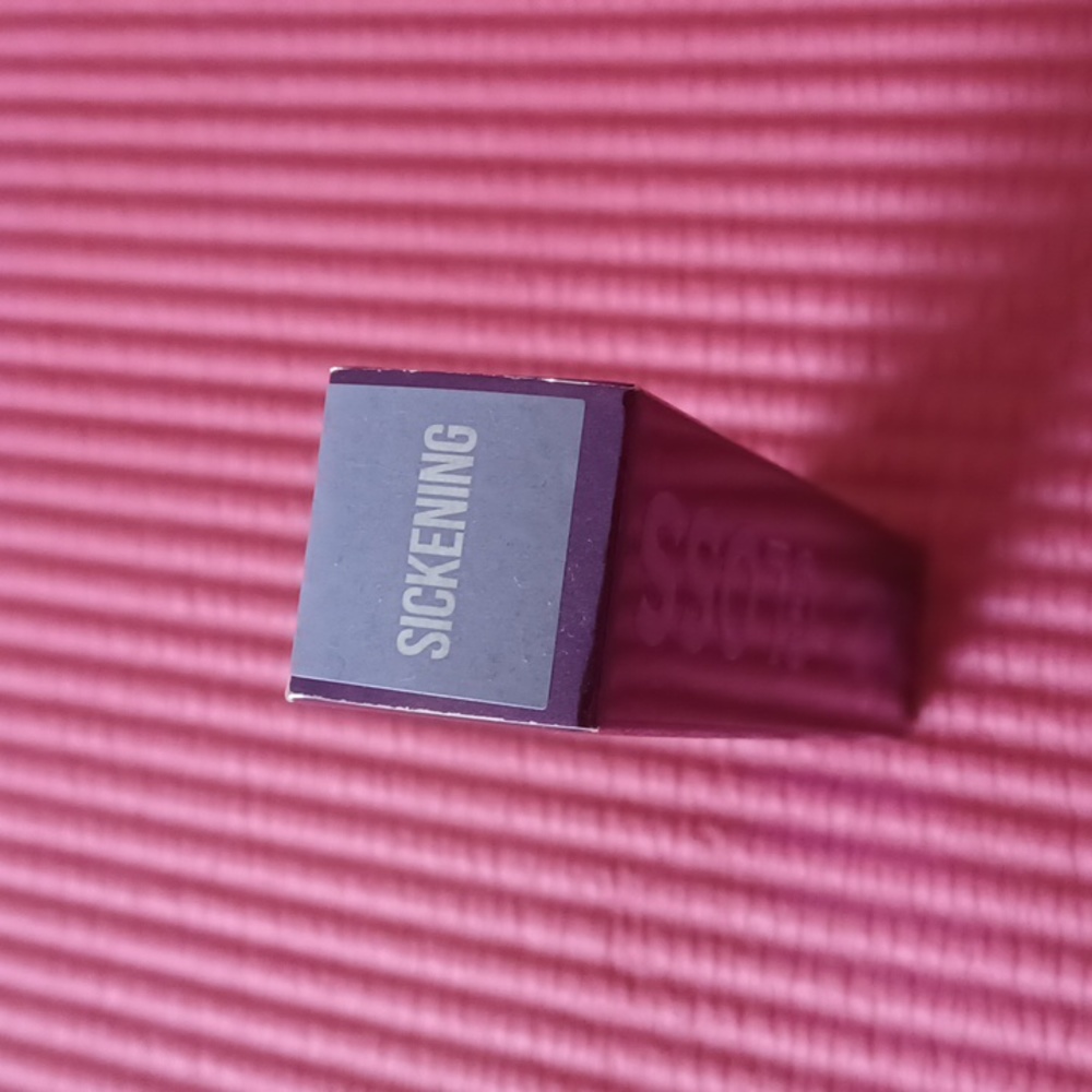 Jeffree Star Cosmetics - Picture 3 of 5